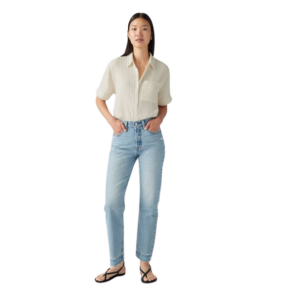 Levi's® 501® Jeans for Women Outside Theater