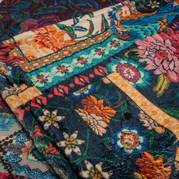 Eirene Laurel Canyon Cozy Blanket