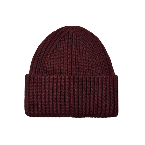 UGG® Chunky Rib Logo Beanie Wild Grape
