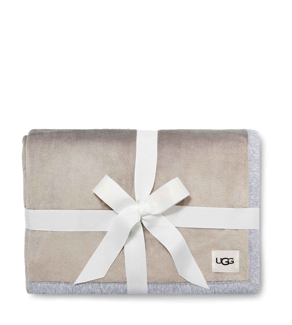 UGG® Duffield Throw II Seal Heather