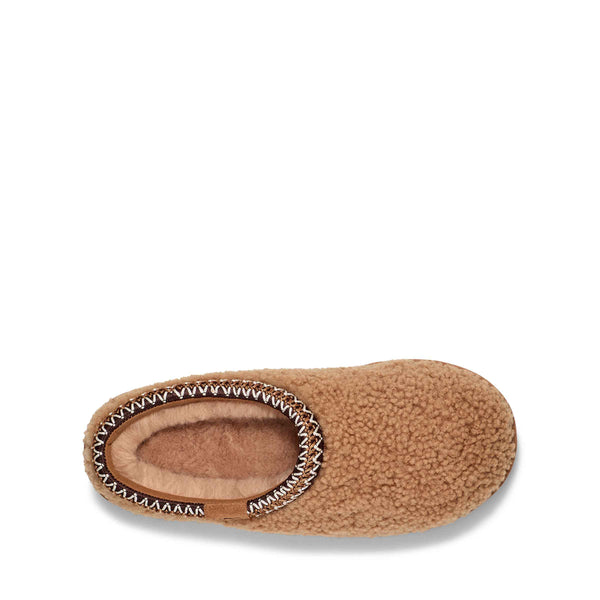 UGG® Tasman Maxi Curly Chestnut