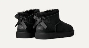 UGG Women's Ultra Mini Bailey Bow Black