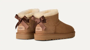 UGG Women's Ultra Mini Bailey Bow Chestnut