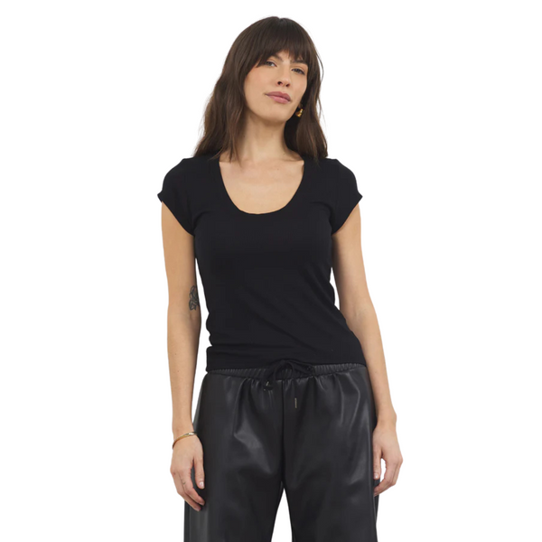 Skye Ribbed Tee