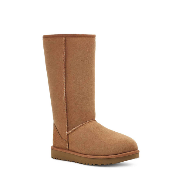 UGG® Women's Classic Tall II