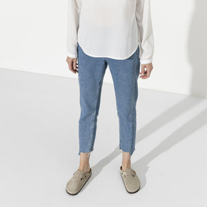 Women's Boston Taupe Suede SoftFootbed