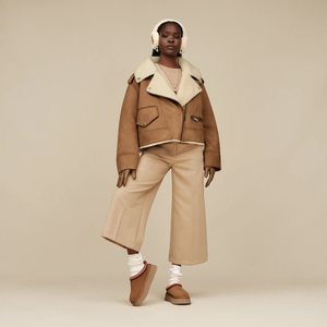 UGG® Sheepskin Wireless Earmuff