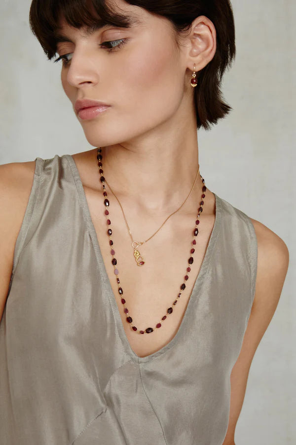 Mona Garnet Necklace