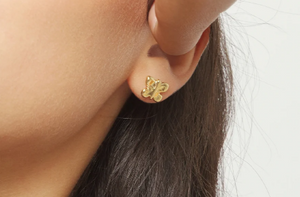 Stud earrings with a butterfly shape (GOLD)