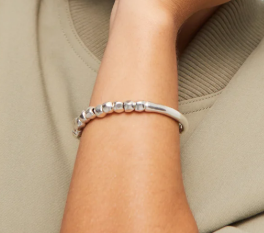 Beaded stretch bracelet with tubular piece (SILVER)