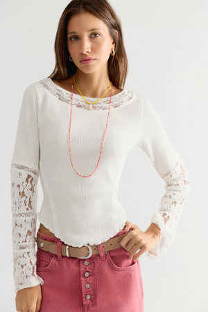 Amber Lace Cuff