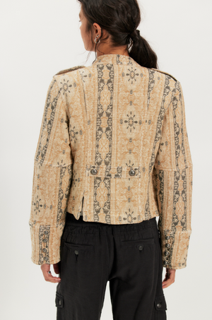 Lotty Jacquard