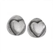 EMBOSSED RND HEART STUD EAR