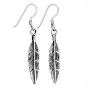 Detailed Small Feather Earrings