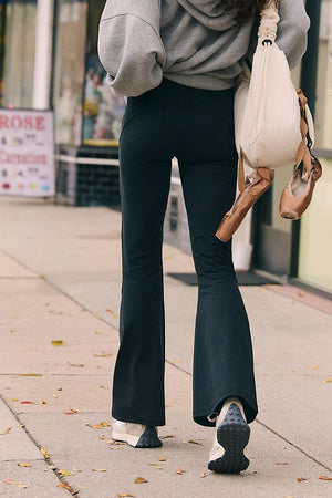 New Flow Flare Legging