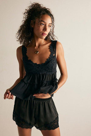 Petal Party Shapeless Black
