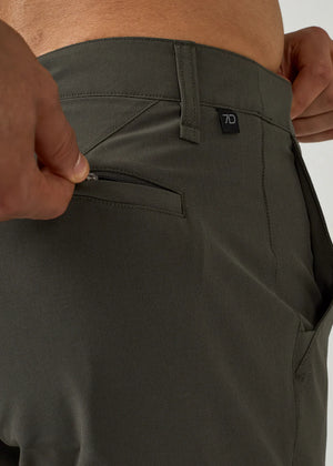 Momentum Hybrid Short Olive
