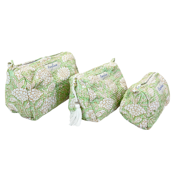 Toiletry Set Print 035