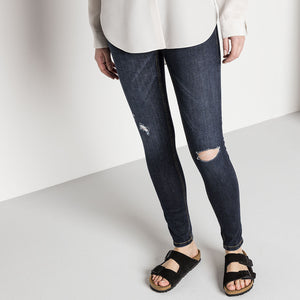 Arizona Black Suede Soft Footbed